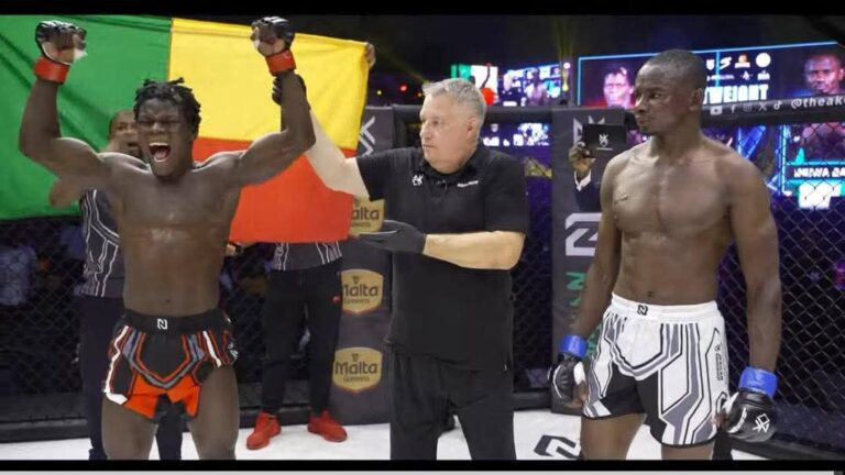 73CD5892-95F9-4C83-BDD2-9FD9D9916A1D