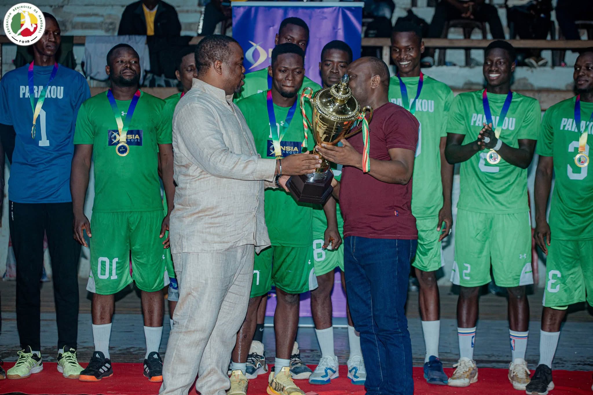 9DB6218C-5AB4-4FE8-ABF2-00EE9C92F6EA