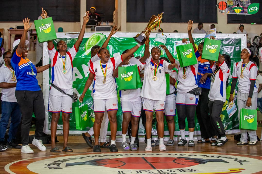 4A35FDCE-628C-48DA-BAA6-9C21E46DE825