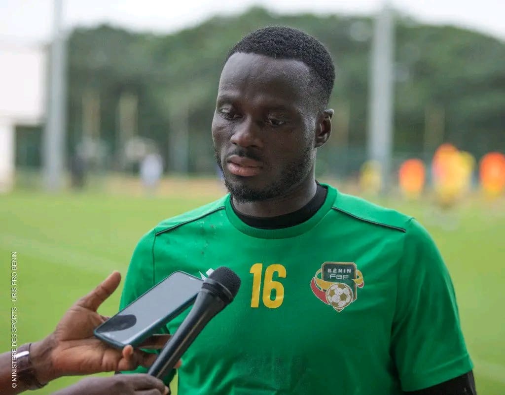 9F3E863B-164B-40B6-B273-AE41CA48B4F7