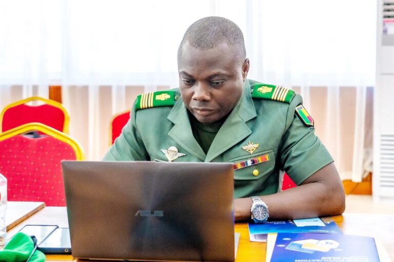 17653066827405532257844550940322