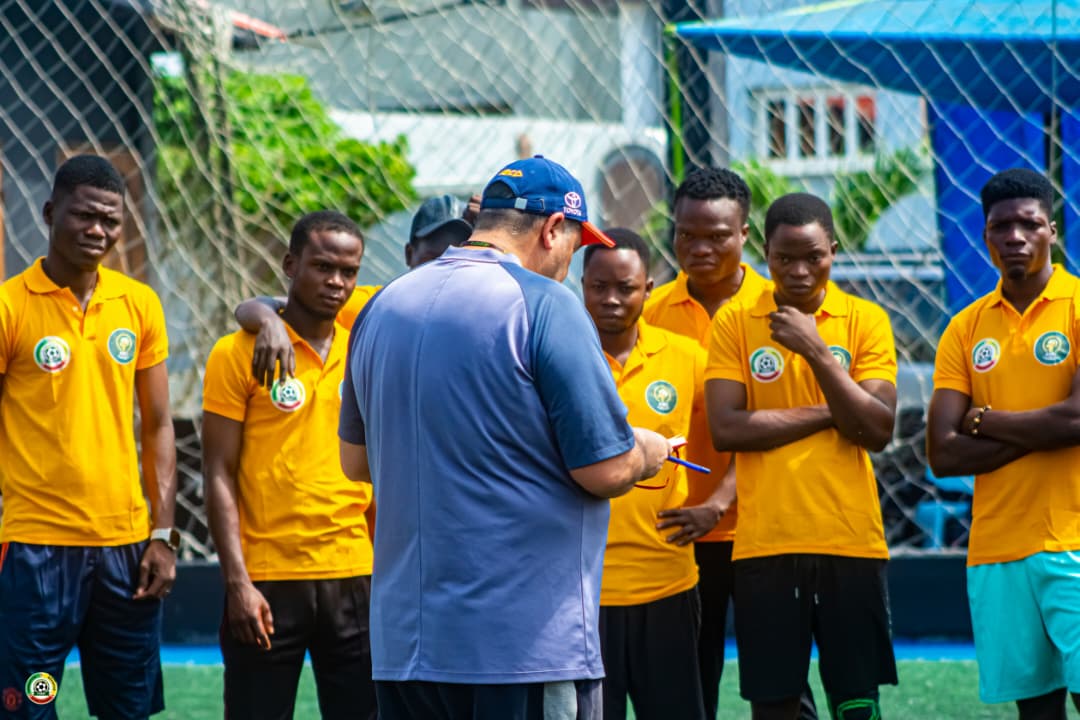 4E640DF5-72EA-452D-AE42-5C43DC9CA8CE