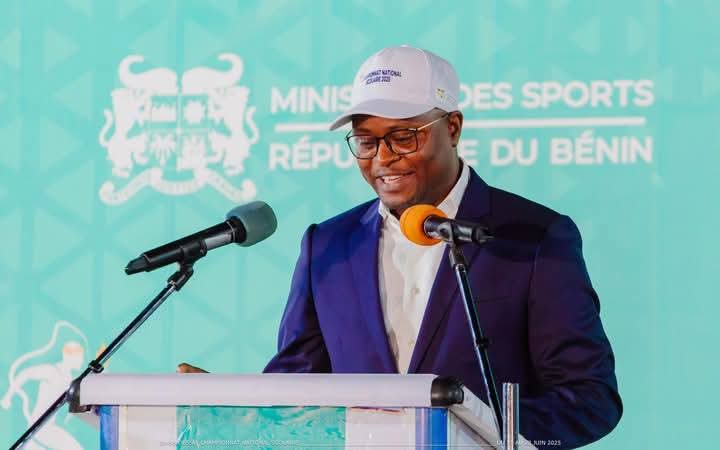 52FAB723-B916-4675-9E2C-DE4D1E25CCEB