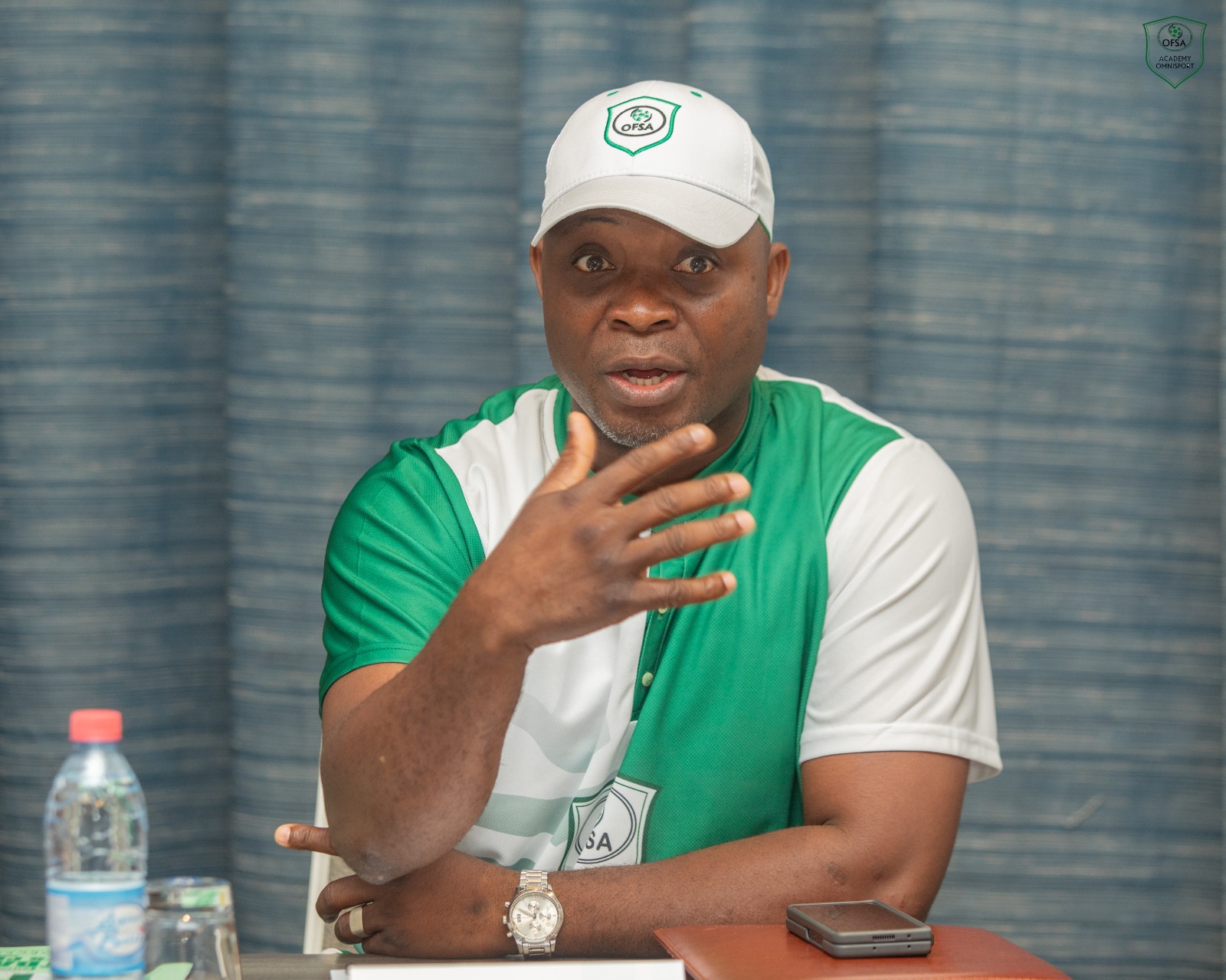 7A1C8097-4DEE-4309-BAE3-18939CB673D8