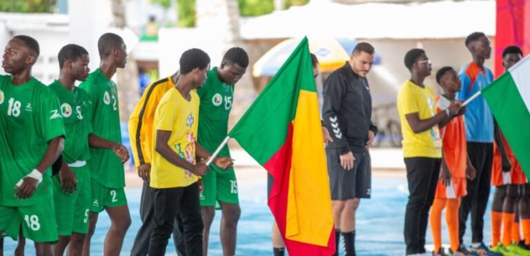 17757203793211303961082290340956